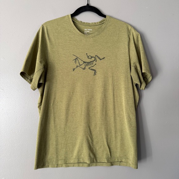 Arc'teryx Cormac Logo Short Sleeve Green T-Shirt MEDIUM LIGHTWEIGHT RUNNING HIKE - Picture 1 of 9